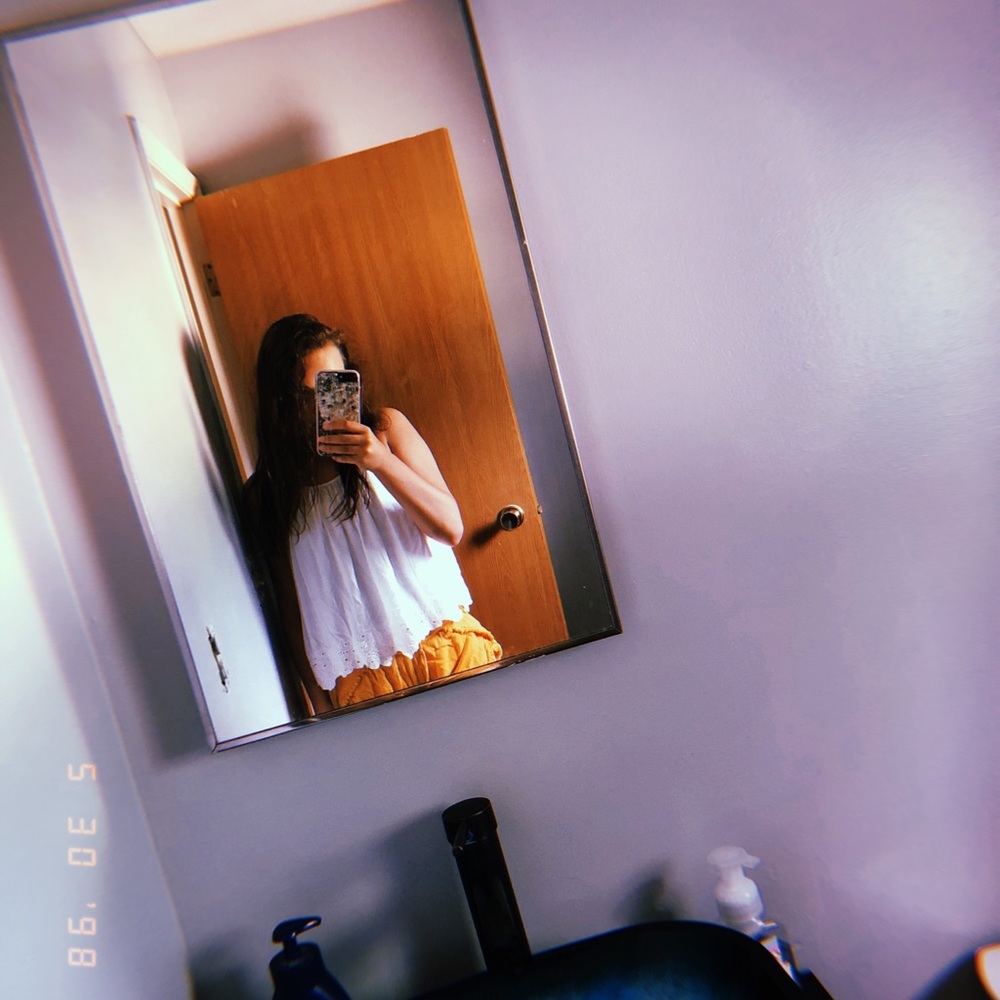 Meet your Posher, Lainie